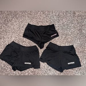 Black Hooters Short 🖤
